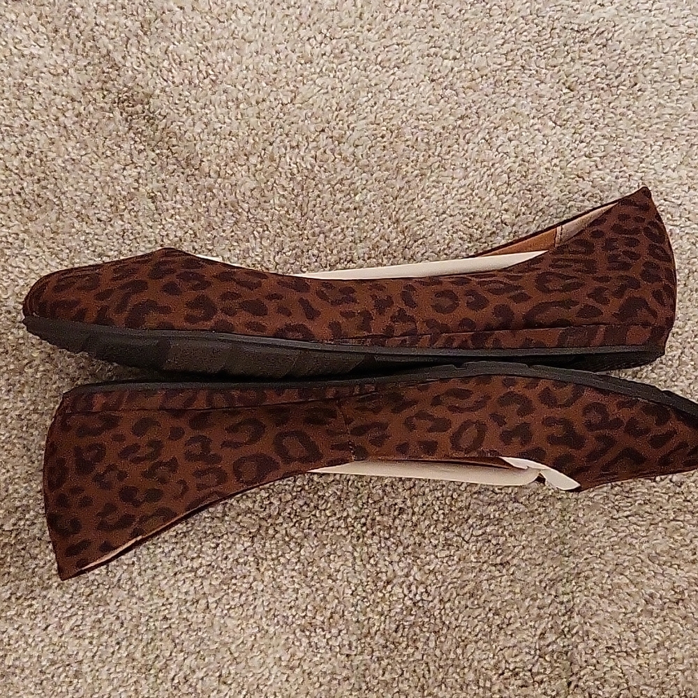 New With Box: Cute American Rag leopard flats - Picture 4 of 4